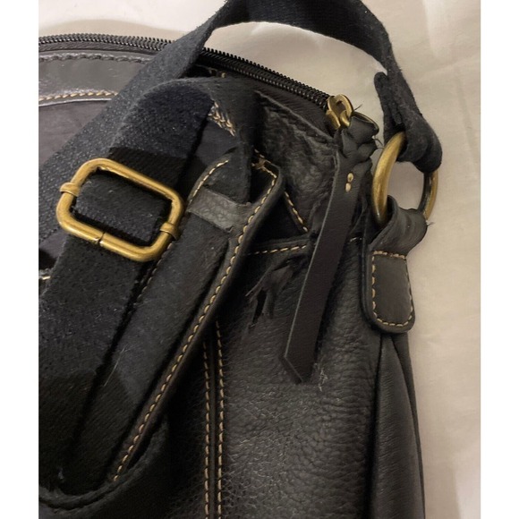 The Sak Deena Leather Fold Over Black Purse, Handbag, Crossbody, Soft, Zip - Picture 7 of 7